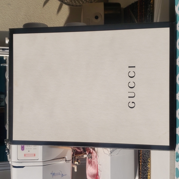 Gucci Handbag - Picture 5 of 9